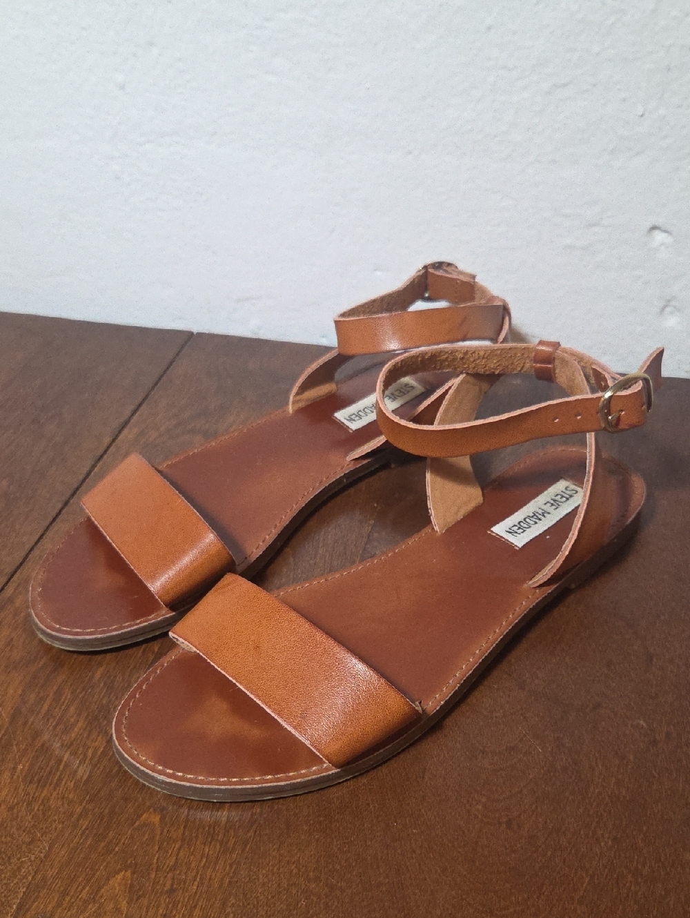 Steve Madden Brown Leather Ankle-Strap Flat Sandals Size 7.5 M Womens
